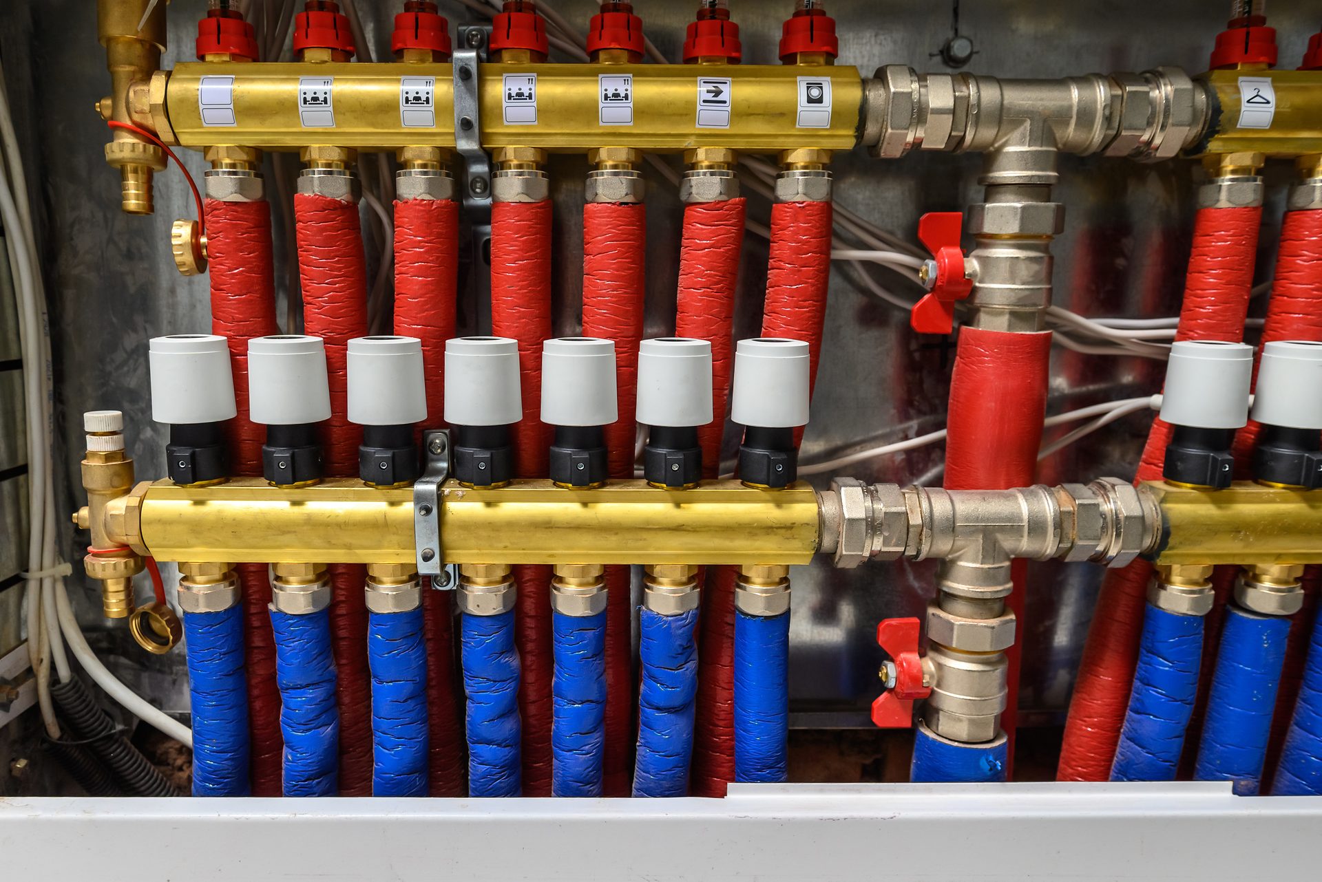 ogrzewanie podłogowe elektryczne koszty miesięczne